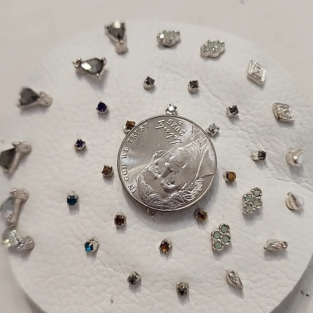 Free People Multicolor Stud Earrings Set 10+ - Picture 5 of 6